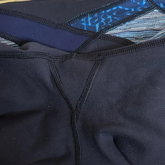 Lululemon Wunder Under Crop III Tight Women's Hero Blue Inkwell Samba Snake 4 - Picture 11 of 12